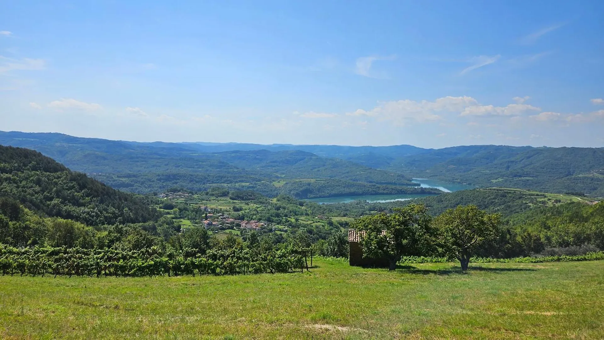 Casa Leonarda, Rustic Istrian Stone House, Nature, Peace And Hilltop Views, Near Motovun Zamask 0*,  Horvátország